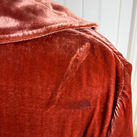 LaVie Boheme Velvet Blazer Orange Pleat Back (6) - Picture 9 of 9